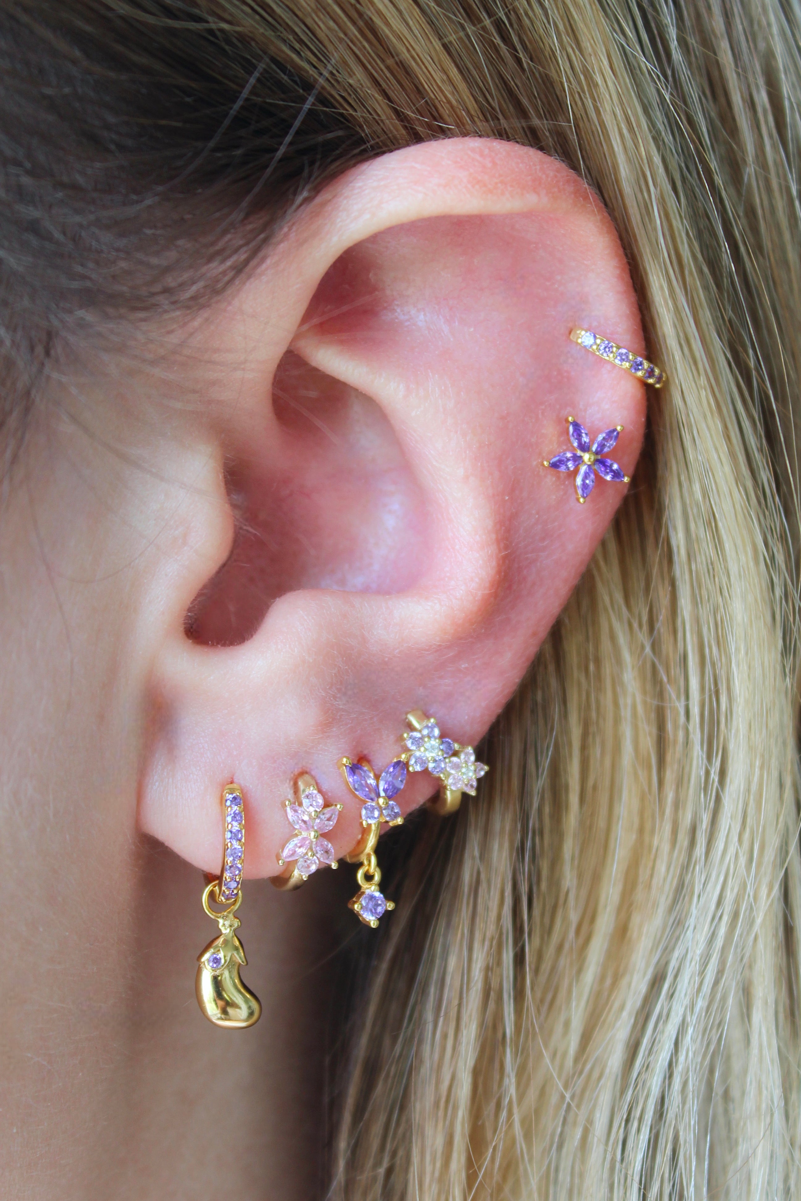 Aubergine Hoops in Gold