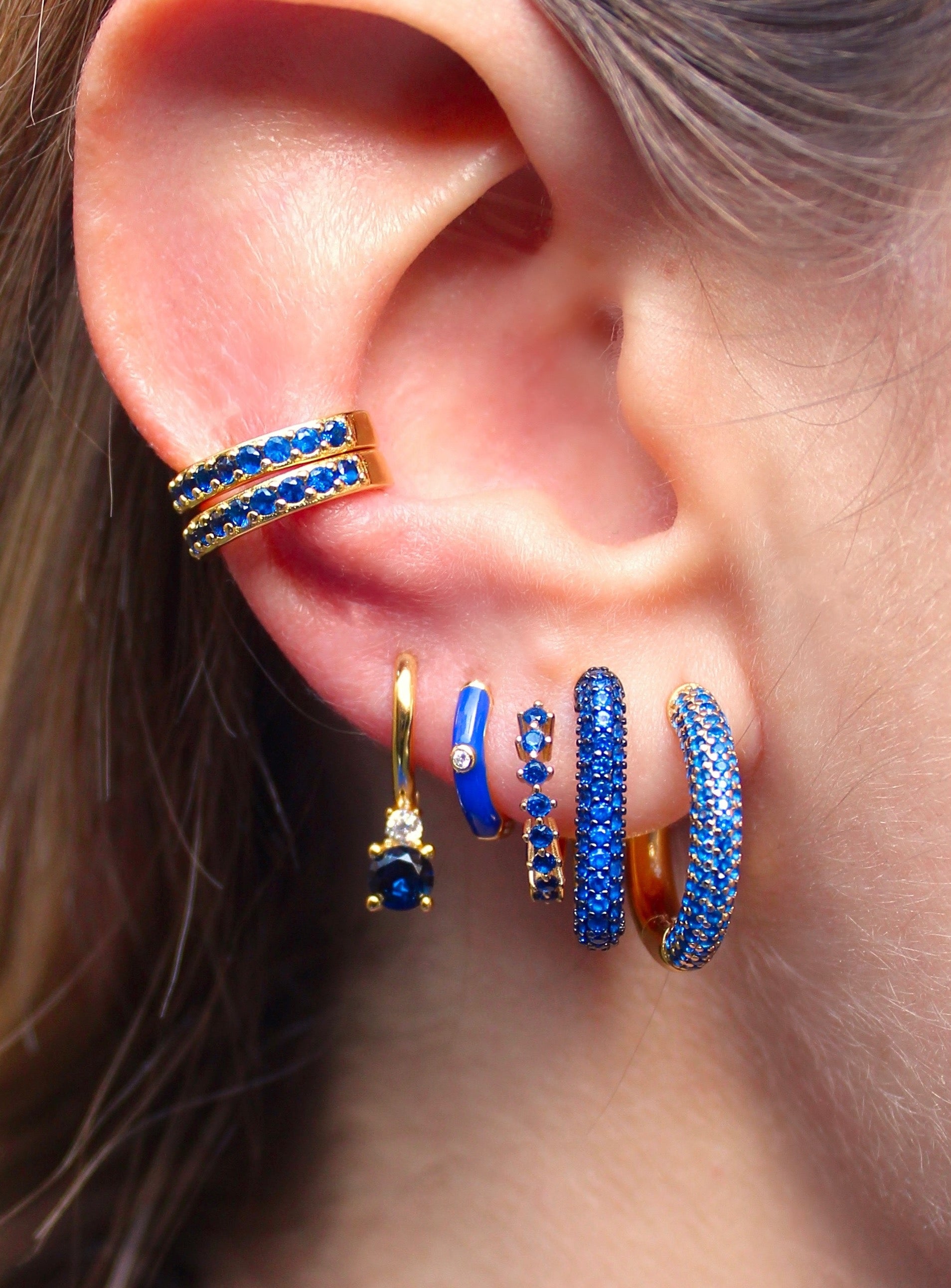 Ear Cuff Azul Perfecto Oro